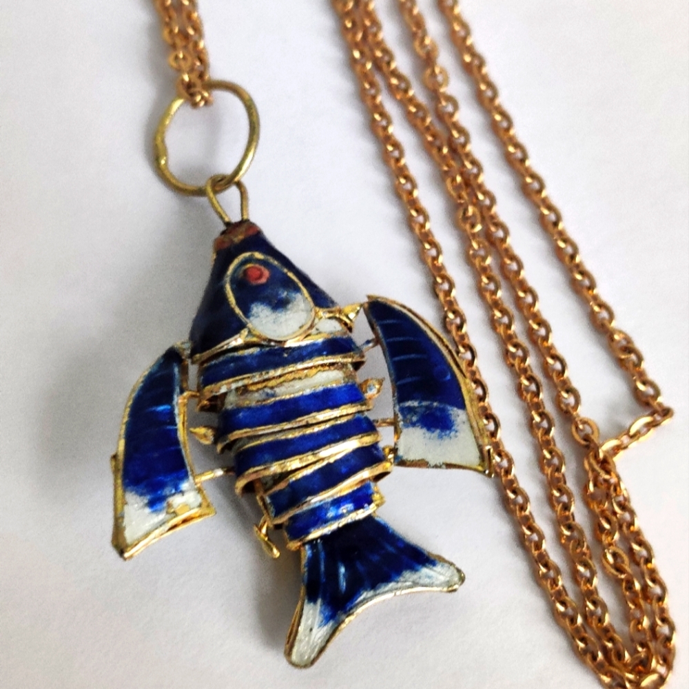 Vintage Chinese export blue and gold articulated fish pendant necklace